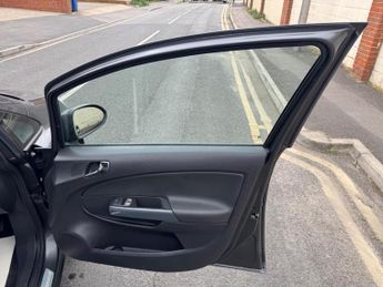 Vauxhall Corsa 1.4 16V SE Auto Euro 5 5dr