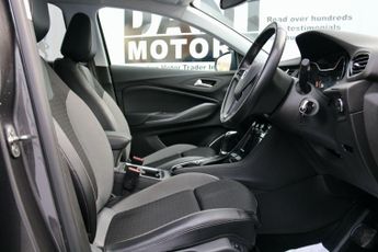 Vauxhall Grandland X 1.2 Turbo SRi Nav Auto Euro 6 (s/s) 5dr