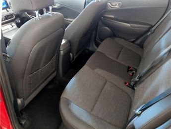 Hyundai KONA 64kWh Premium Auto 5dr (7kW Charger)