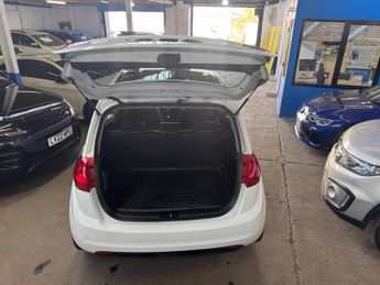 Kia Venga 1.6 3 Auto Euro 5 5dr (Sat Nav)