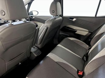 Volkswagen ID.3 Pro Performance 58kWh Family Auto 5dr