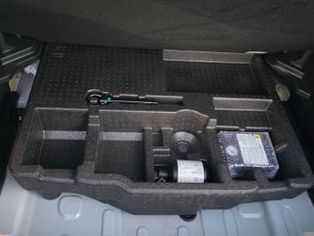 Toyota Yaris Cross 1.5 VVT-h Excel E-CVT AWD Euro 6 (s/s) 5dr