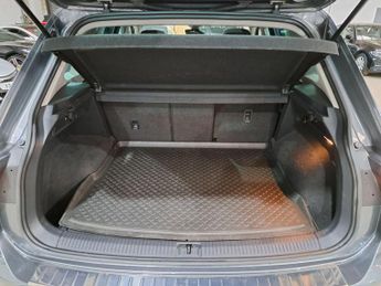 Volkswagen Tiguan 2.0 TSI BlueMotion Tech SEL DSG 4Motion Euro 6 (s/s) 5dr