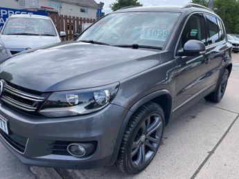 Volkswagen Tiguan 2.0 TDI BlueMotion Tech SE DSG 4WD Euro 5 (s/s) 5dr