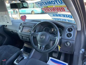 Volkswagen Tiguan 2.0 TDI BlueMotion Tech SE DSG 4WD Euro 5 (s/s) 5dr