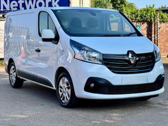 Renault Trafic 1.6 dCi 27 Sport Nav SWB Standard Roof Euro 6 5dr