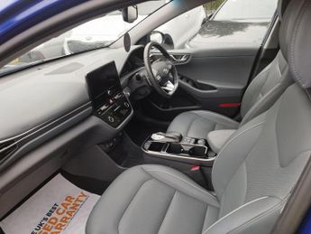 Hyundai IONIQ 38.3kWh Premium SE Auto 5dr