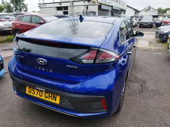 Hyundai IONIQ 38.3kWh Premium SE Auto 5dr
