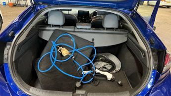 Hyundai IONIQ 38.3kWh Premium SE Auto 5dr