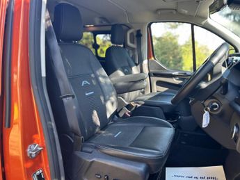 Ford Transit Custom 2.0 320 EcoBlue Active Crew Van Auto L1 H1 Euro 6 5dr