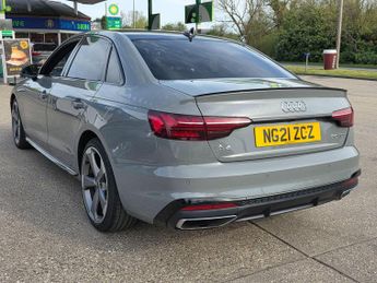 Audi A4 2.0 TDI 30 Black Edition S Tronic Euro 6 (s/s) 4dr