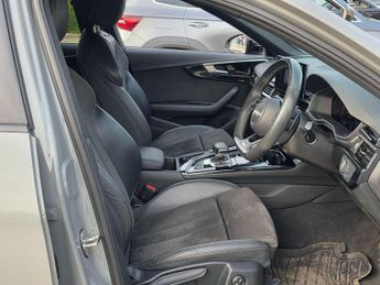 Audi A4 2.0 TDI 30 Black Edition S Tronic Euro 6 (s/s) 4dr