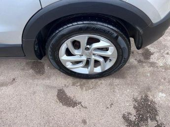Vauxhall Crossland X 1.2 SE SUV 5dr Petrol Manual Euro 6 (81 ps)