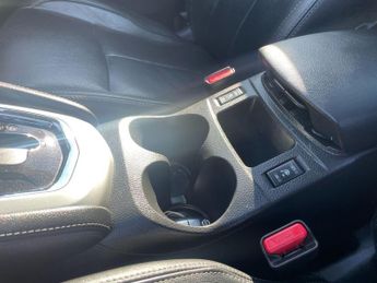 Nissan Qashqai 1.6 dCi Tekna XTRON 2WD Euro 6 (s/s) 5dr