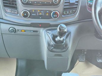 Ford Transit Custom 2.0 320 EcoBlue Trend Kombi L2 H1 Euro 6 (s/s) 5dr