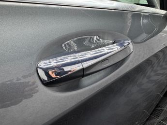 Mercedes-Benz C Class 2.1 C220d AMG Line (Premium Plus) G-Tronic+ Euro 6 (s/s) 4dr