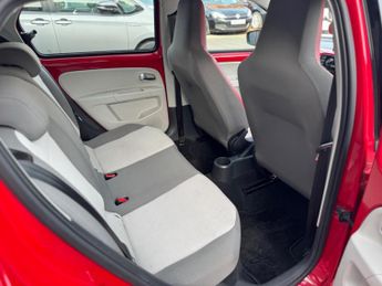 Volkswagen up! 1.0 AUTOMATIC