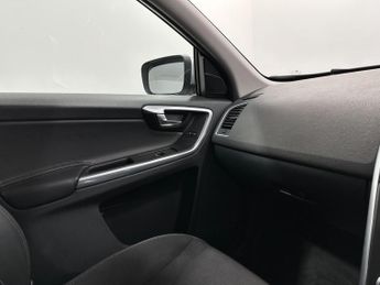 Volvo XC60 2.4 D4 SE Nav Auto AWD Euro 6 (s/s) 5dr