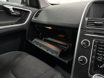 Volvo XC60 2.4 D4 SE Nav Auto AWD Euro 6 (s/s) 5dr