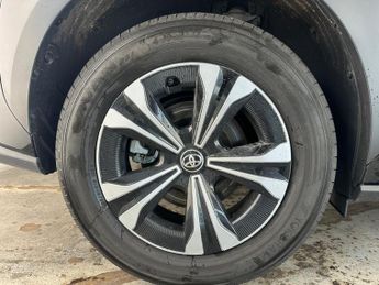 Toyota bZ4X 71.4 kWh Motion Auto 5dr (11kW OBC)