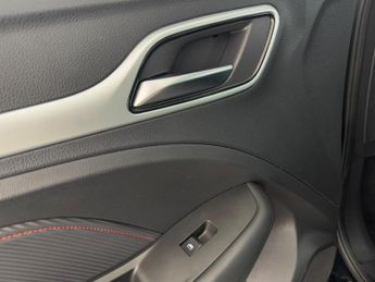 MG MG ZS 1.5 VTi-TECH Exclusive Euro 6 (s/s) 5dr