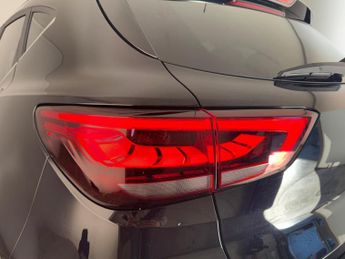 MG MG ZS 1.5 VTi-TECH Exclusive Euro 6 (s/s) 5dr