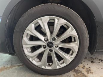 Audi A4 Avant 2.0 TDI 35 Technik S Tronic Euro 6 (s/s) 5dr