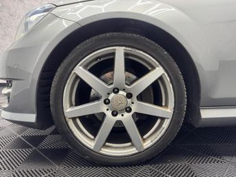 Mercedes-Benz C Class 2.1 C220 CDI BlueEfficiency AMG Sport G-Tronic+ Euro 5 (s/s) 2dr