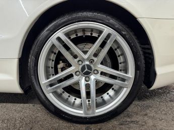 Mercedes-Benz SL 5.5 SL500 7G-Tronic 2dr