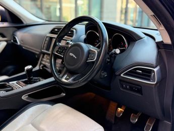 Jaguar F-PACE 2.0 D180 R-Sport Euro 6 (s/s) 5dr
