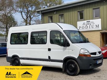 Renault Master 2.5 TD dCi 33 FWD L2 H2 4dr