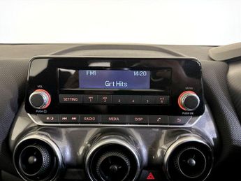 Nissan Juke 1.0 DIG-T Visia Euro 6 (s/s) 5dr