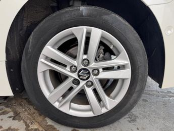 Suzuki Swace 1.8h SZ5 CVT Euro 6 (s/s) 5dr