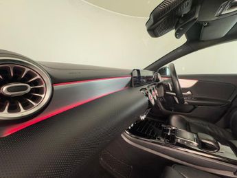 Mercedes-Benz CLA 1.3 CLA180 AMG Line (Premium Plus 2) Coupe 7G-DCT Euro 6 (s/s) 4