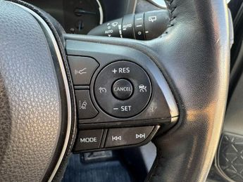 Toyota RAV4 2.5 VVT-h Dynamic CVT Euro 6 (s/s) 5dr