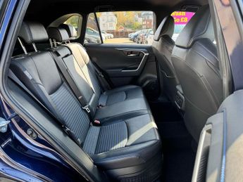 Toyota RAV4 2.5 VVT-h Dynamic CVT Euro 6 (s/s) 5dr