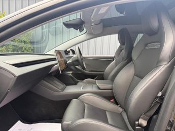 Tesla Model 3 (Dual Motor) Performance Auto 4WDE 4dr
