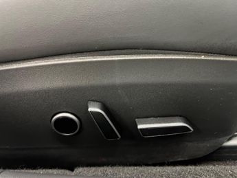 Tesla Model 3 (Dual Motor) Long Range Auto 4WDE 4dr