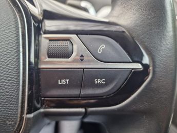 Peugeot 5008 1.2 PureTech Allure EAT Euro 6 (s/s) 5dr