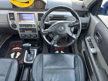Nissan X-Trail 2.5i SVE 5dr