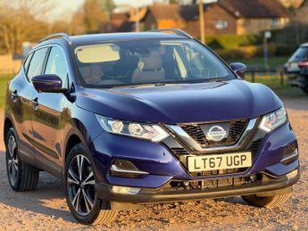 Nissan Qashqai 1.2 DIG-T N-Connecta XTRON Euro 6 (s/s) 5dr