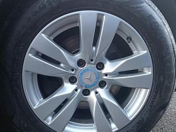 Mercedes-Benz E Class 2.1 E220 CDI SE G-Tronic+ Euro 5 (s/s) 5dr