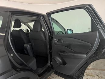 Nissan Qashqai 1.3 DIG-T MHEV Acenta Premium Euro 6 (s/s) 5dr