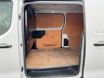 Vauxhall Vivaro 1.5 Turbo D 2900 Dynamic L2 H1 Euro 6 (s/s) 6dr