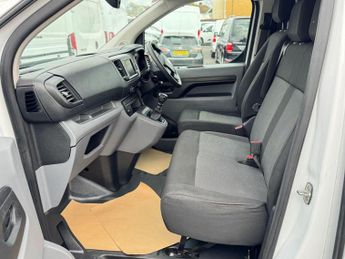 Vauxhall Vivaro 1.5 Turbo D 2900 Dynamic L2 H1 Euro 6 (s/s) 6dr