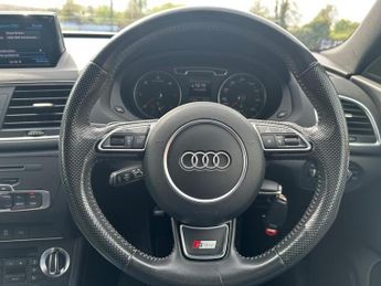Audi Q3 2.0 TDI S line Plus S Tronic quattro Euro 5 (s/s) 5dr