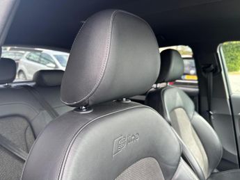 Audi Q3 2.0 TDI S line Plus S Tronic quattro Euro 5 (s/s) 5dr