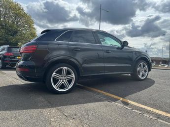 Audi Q3 2.0 TDI S line Plus S Tronic quattro Euro 5 (s/s) 5dr