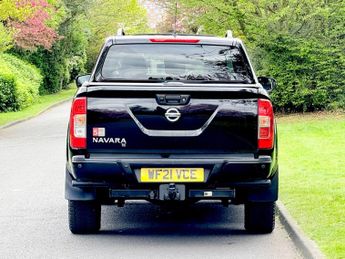 Nissan Navara 2.3 dCi N-Guard Auto 4WD Euro 6 4dr