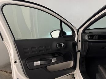 Citroen C3 1.2 PureTech PLUS EAT6 Euro 6 (s/s) 5dr